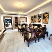 Nguyễn Lương Bằng - Trần Hữu Tước: Nhà gần 50m2, căn góc, nở hậu, chỉ 11,555tỷ